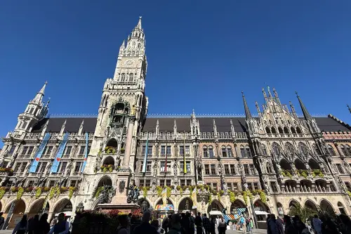 Ihre Finanzexpertinnen für Geldanlagen und finanzielle Unabhängigkeit DAB Investmentkongress 2026: Spannende Impulse und wertvoller Austausch am Münchner Nockherberg