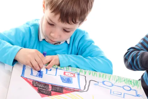 Ihre Finanzexpertinnen für Geldanlagen und finanzielle Unabhängigkeit Frühstartrente: Ein guter Anlass, mit Kindern und Enkeln über die Zukunft zu sprechen