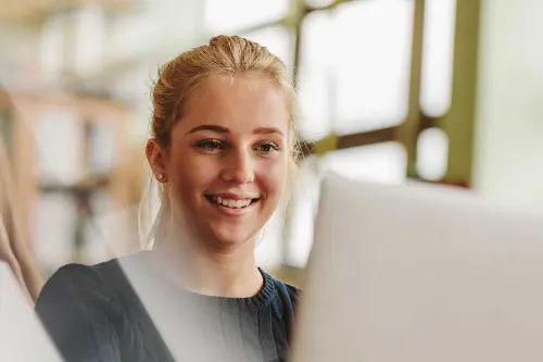 Weltfrauentag: Mehr als nur ein Datum: Warum wir 2026 immer noch laut sein müssen